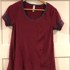 Lularoe tee